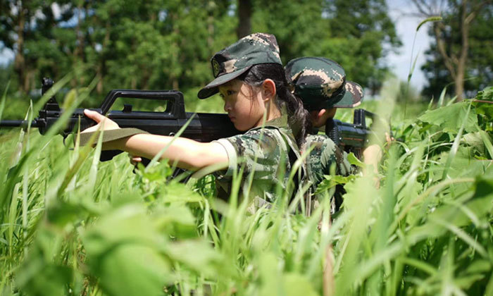 中国121军事夏令营生活保障