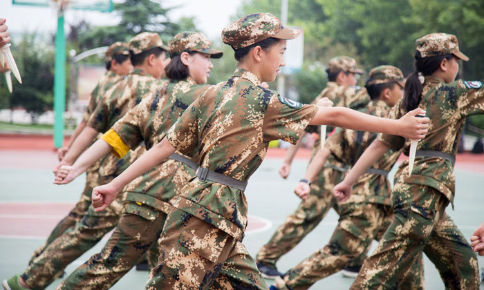 郑州有哪些比较专业军事夏令营