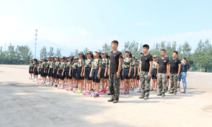 北京儿童军事夏令营报名多少钱