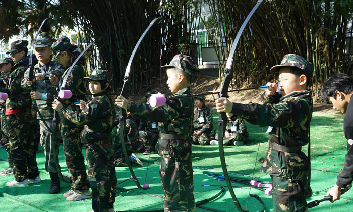 东莞青少年军事夏令营一般多少钱一个月