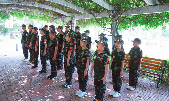 南京军事训练营一般多少钱一个月