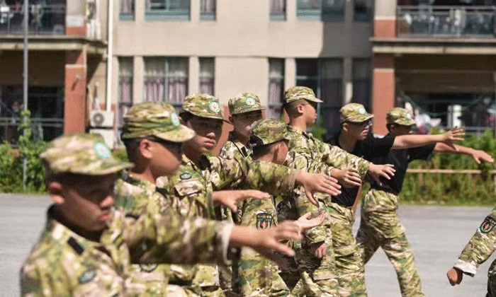 南京军事夏令营训练活动