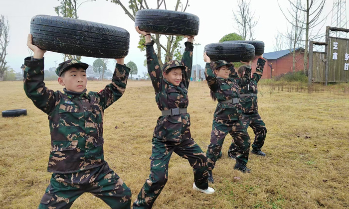 青少年军事拓展夏令营路线