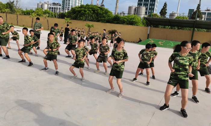 上海军事训练营一般多少钱一个月