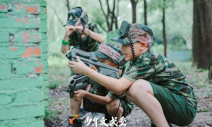 苏州青少年军事训练营一般多少钱一个月
