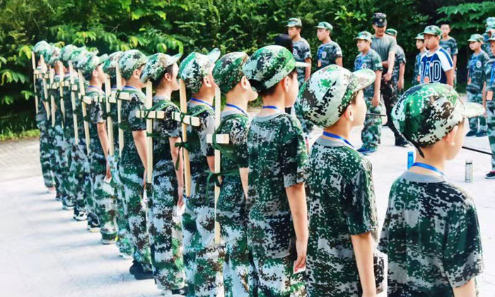 厦门中学生军事夏令营一般多少钱一个月